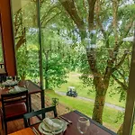 Axis Golf Hotel
